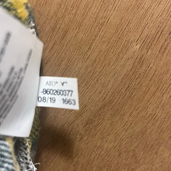 American Eagle Women’s Plaid Flannel Button Down Size Medium Boyfriend Fit Gold - Picture 8 of 13